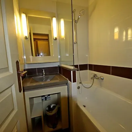 1a C9 274 - 398la Apartment *